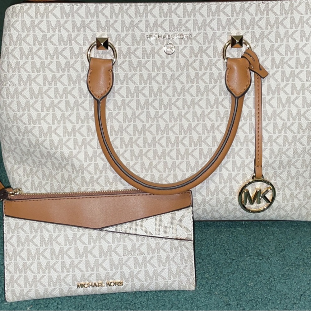 Michael Kors purse and wallet. used - like new.